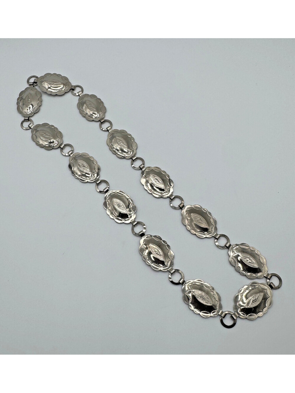 Vintage 1970s Fiesta Silver Tone Southwest Concho Link Belt 30" Western